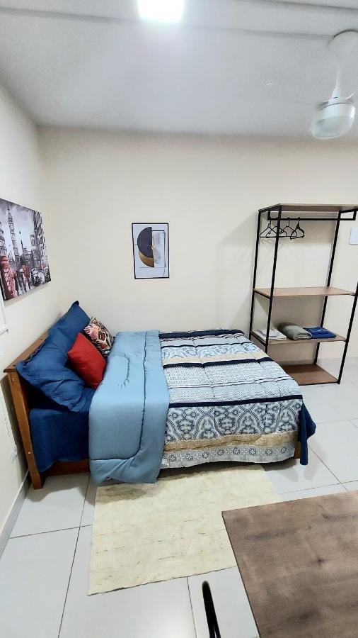 London Proximo Ao Metro Apartamento *